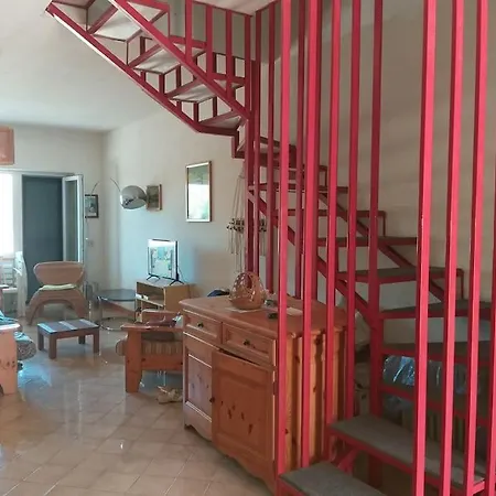 Вилла A Schiera Con Giardino E Terrazza-s.marco Di C.te *